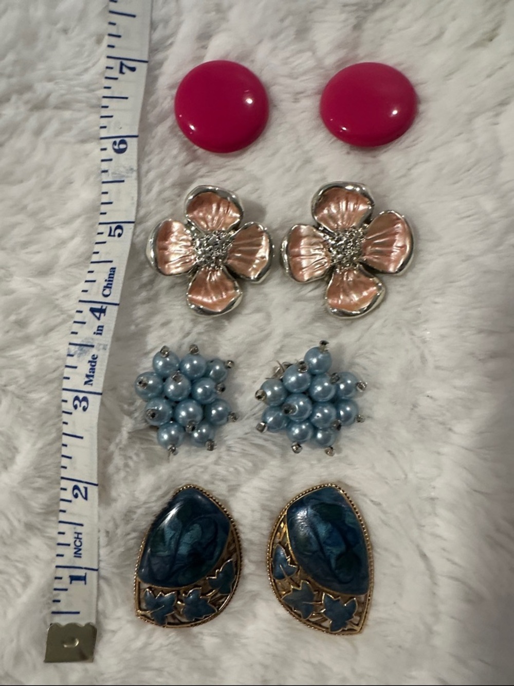 Women's Assorted Clip-On Earring Set - vintage statement pieces